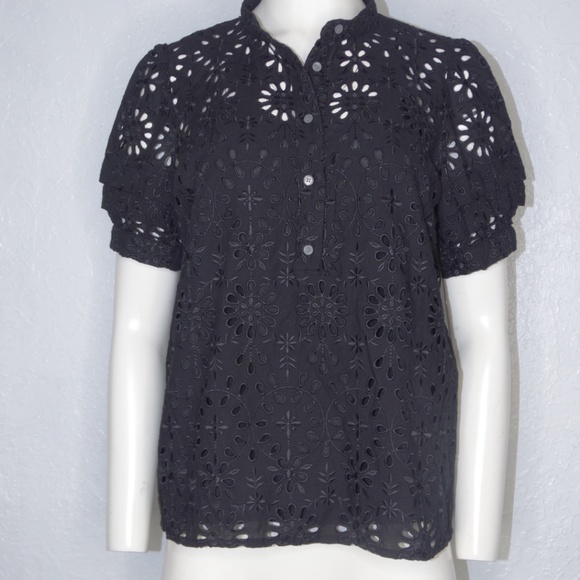 J Crew Eyelet Blouse Size Medium Short Sleeve Black w/Cami - Picture 1 of 5
